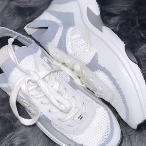 Women Chanel sneakers